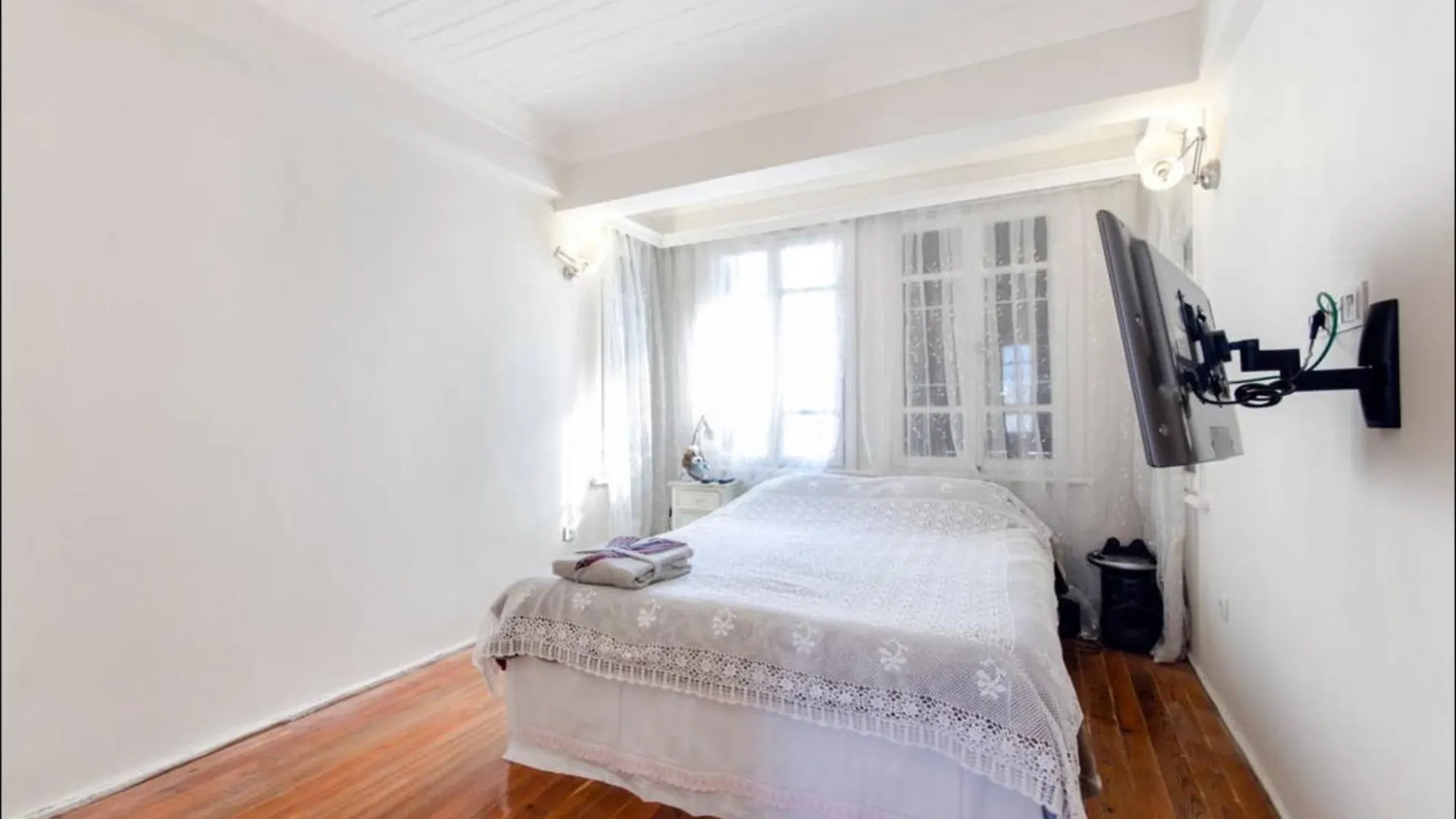 Oeduellue Tarihi Rum Evi Terasli İzmir