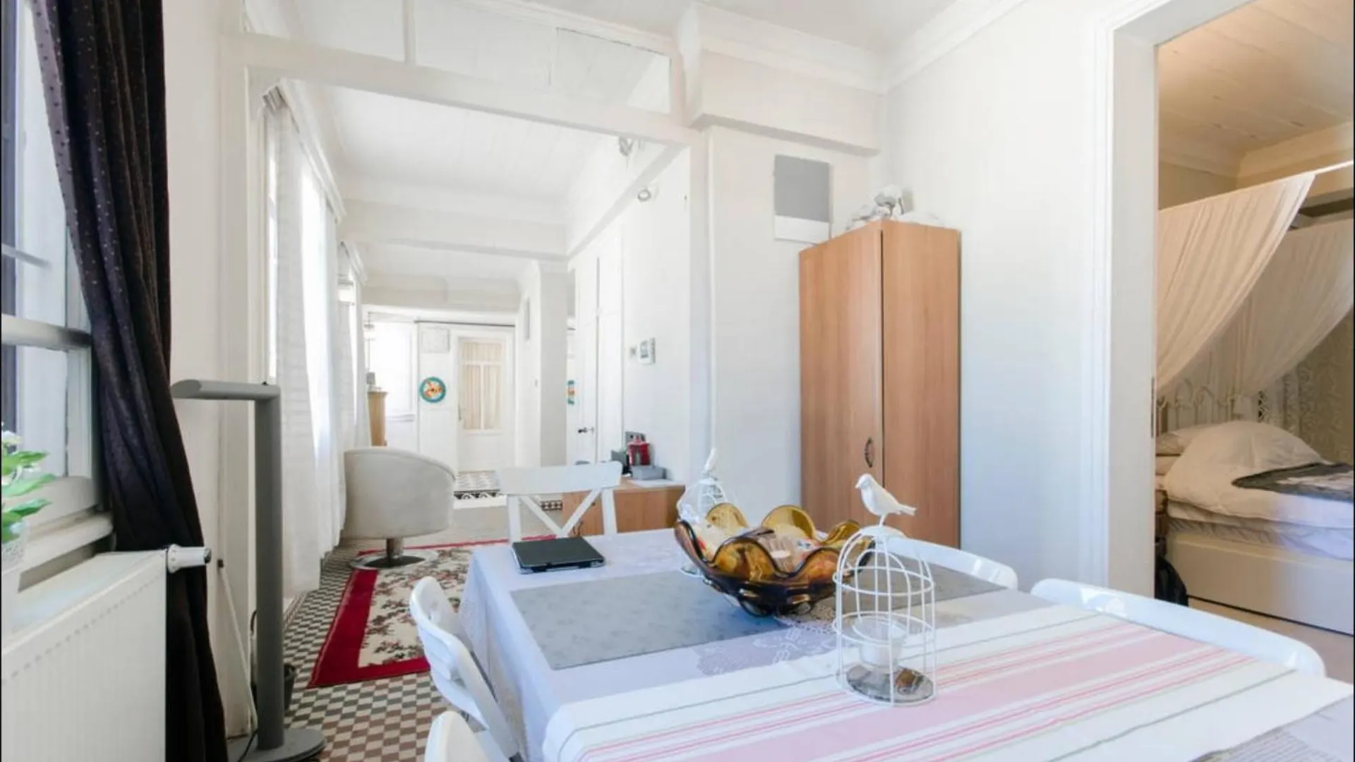 Oeduellue Tarihi Rum Evi Terasli İzmir Daire