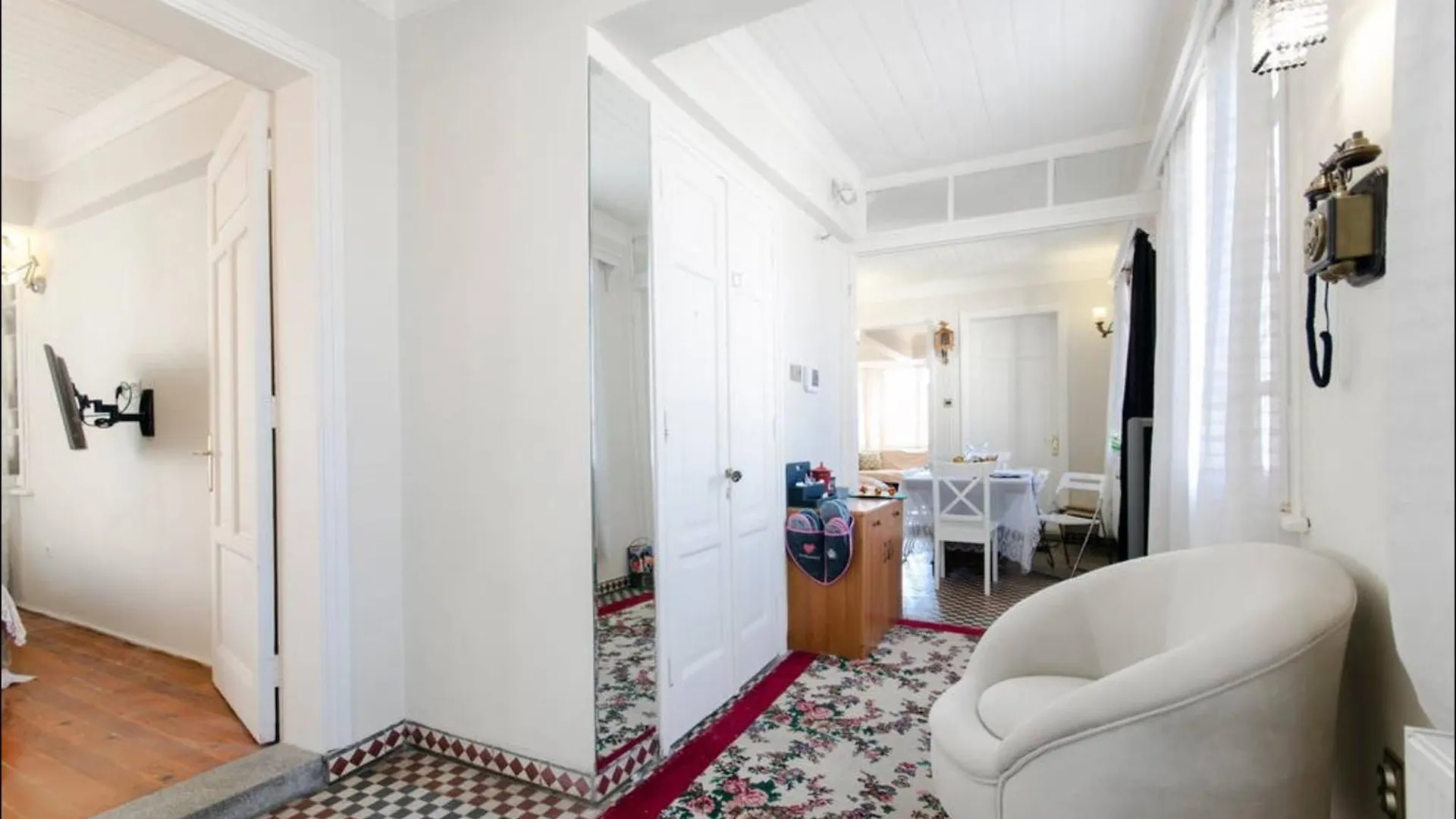 Oeduellue Tarihi Rum Evi Terasli İzmir 0*,  Türkiye